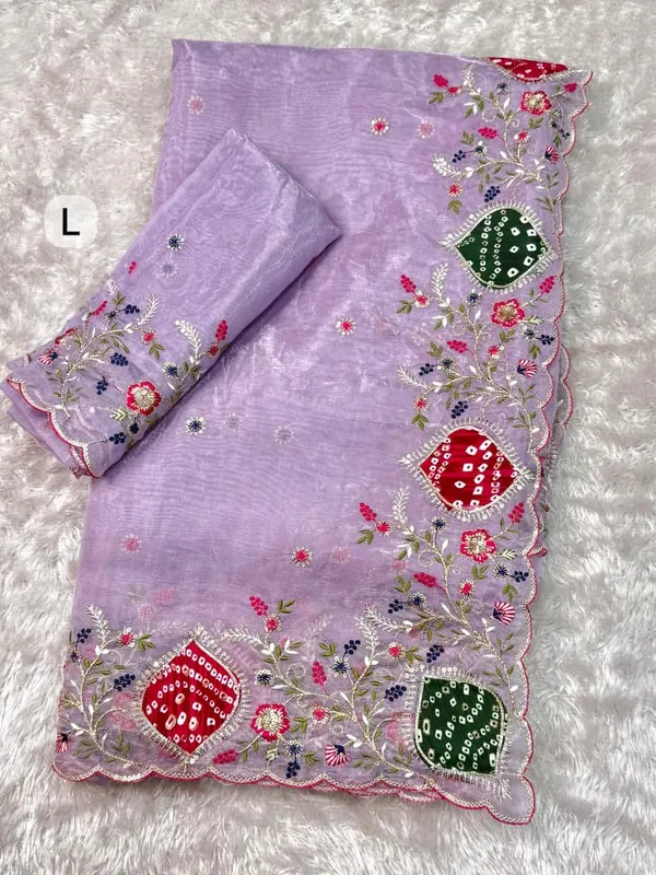 Ghoomar_Crystal_Tissue_Original_Hand_Applique_Work_In_Full_Saree_Border_With_Zari_Embroidered_Work