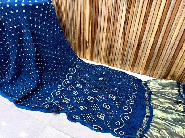 Gaji_Silk_Original_Bandhani_Saree_With_Pure_Lagadi_Patta_Teal
