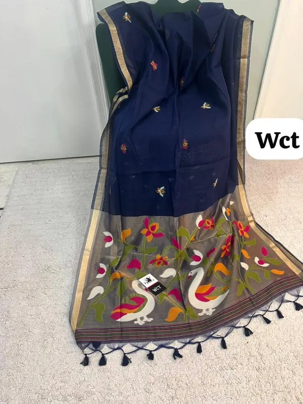 Meenakari_Woven_Linen_Silk_Saree_With_Jamdani_Pallu_Swan_Motif_Paithani_Fusion_Saree_Navy