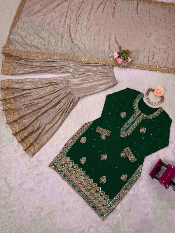 Vastrahut_Ethnic_Motifs_Embroidered_Sharara_Set_With_Dupatta_Green