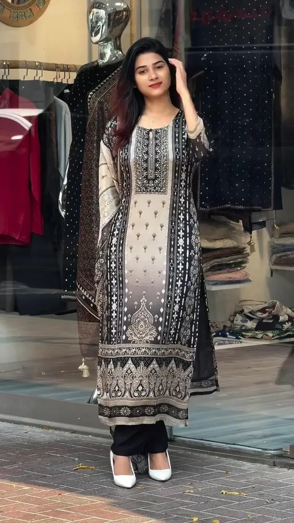 Heavy_Muslim_Simmer_With_Digital_Print_Lace_Works_Full_Sleeve_Kurti_Set
