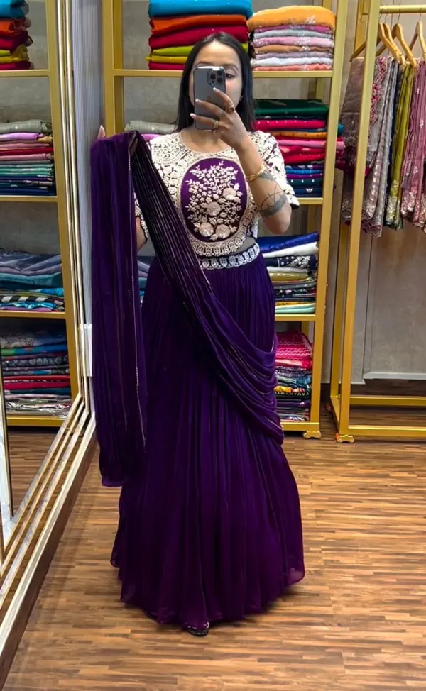 New_Designer_Party_Wear_Lehenga_Saree_With_Stich_Blouse_With_Embroidery_Work