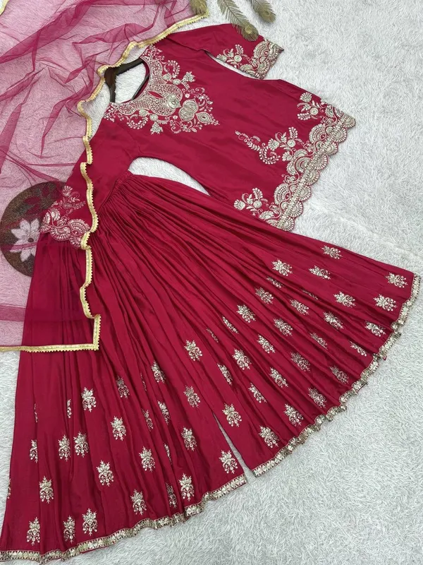 New_Ready_To_Wear_Collection_3_Piece_Fancy_Kurti_With_Beautiful_Flaired_Plazzo_And_Dupatta