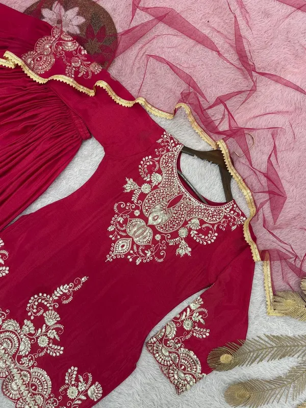 New_Ready_To_Wear_Collection_3_Piece_Fancy_Kurti_With_Beautiful_Flaired_Plazzo_And_Dupatta
