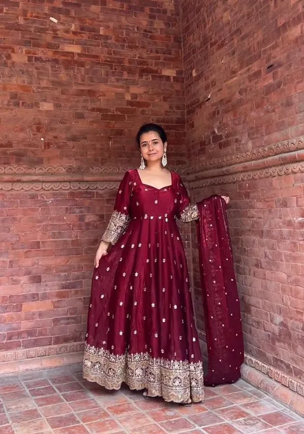 Embroidered_Pure_Fendy_Silk_Anarkali_Referring_To_The_Heavy_Silk_Style_Fabric_And_Gold_Zari_Sequin_Work