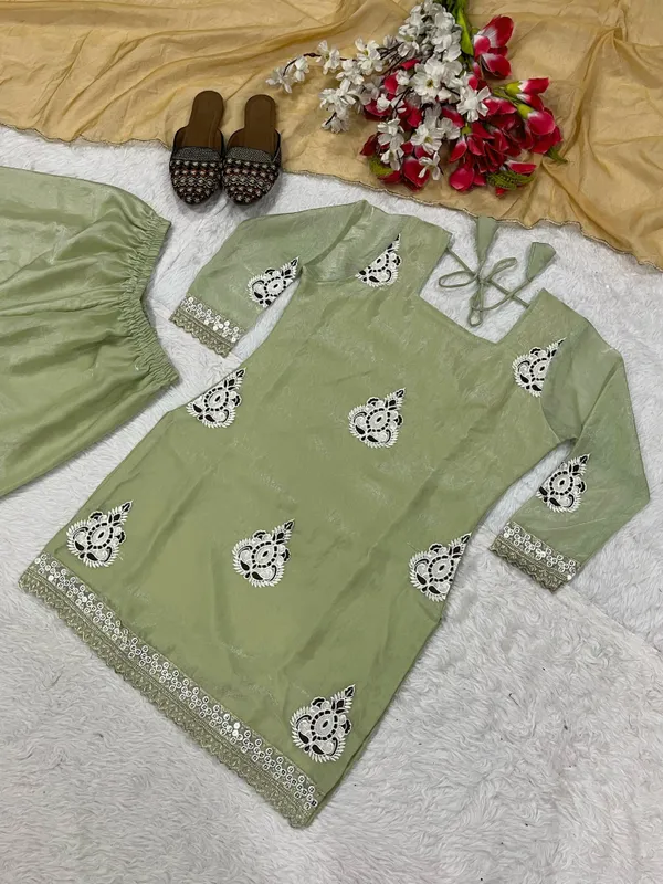 Designer_Pakistani_Style_Party_Wear_Fendy_Silk_Top_Palazzo_And_Dupatta_Set_Metalic_Pista
