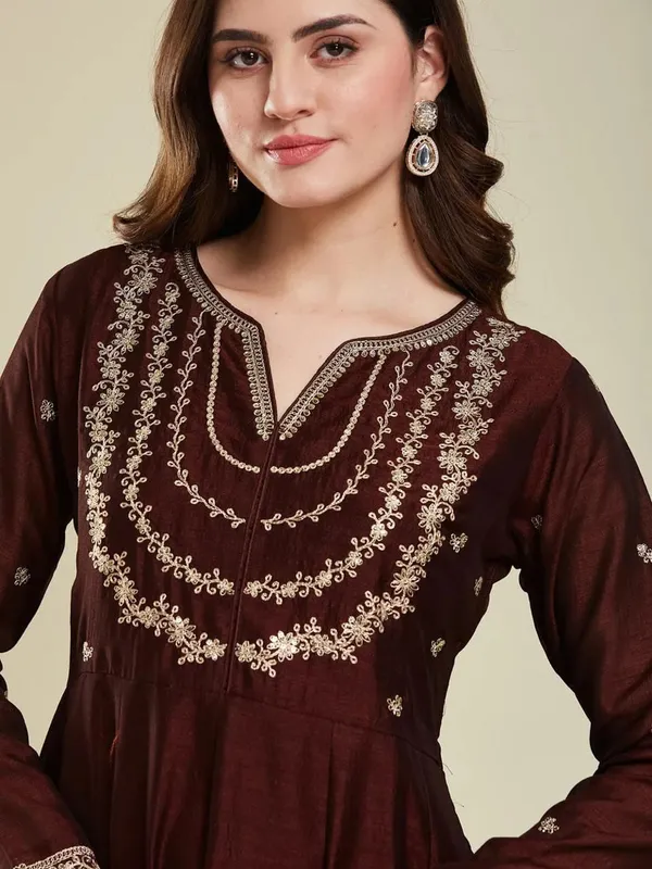 Luxury_Silk_Embroidered_Anarkali_Suit_With_Dupatta_Set_Dark_Maroon
