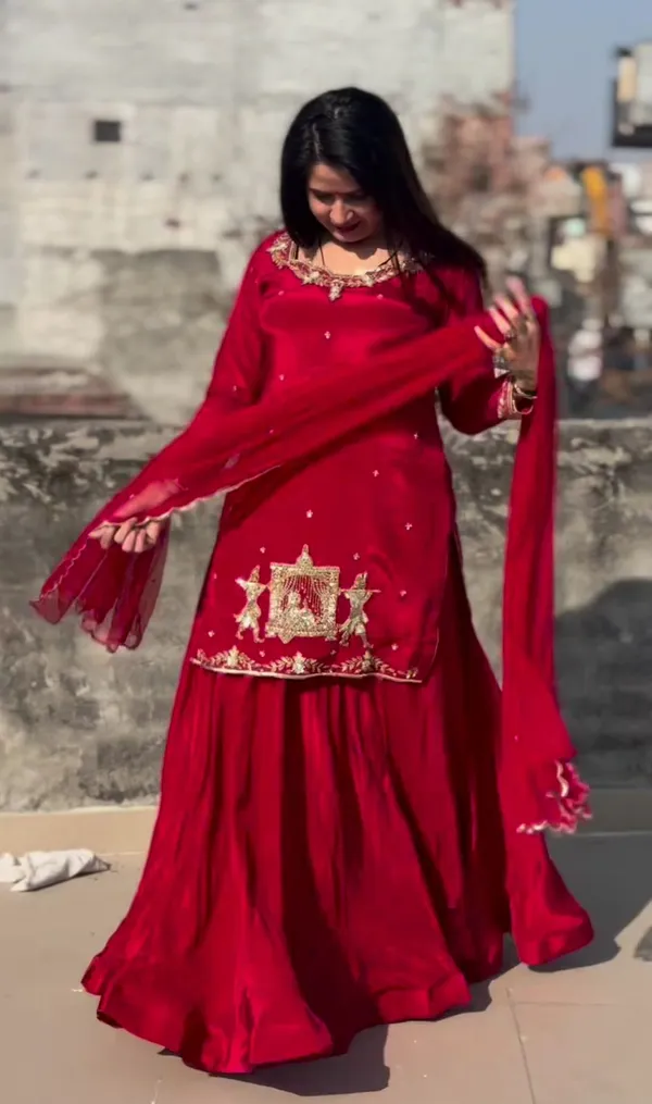 Natural_Crepe_Silk_Flared_Top_Lehenga_Set_With_Heavy_Sequence_Embroidery_Red