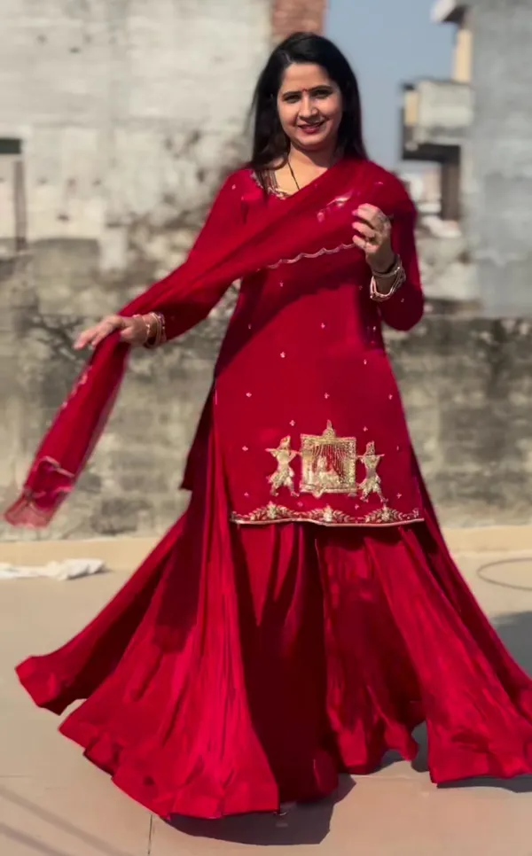 Natural_Crepe_Silk_Flared_Top_Lehenga_Set_With_Heavy_Sequence_Embroidery_Red