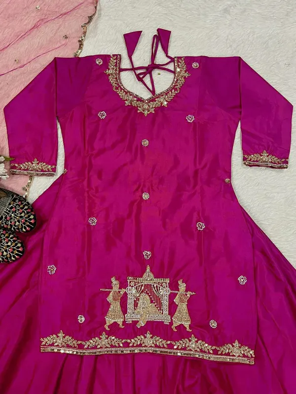 Natural_Crepe_Silk_Flared_Top_Lehenga_Set_With_Heavy_Sequence_Embroidery_Pink