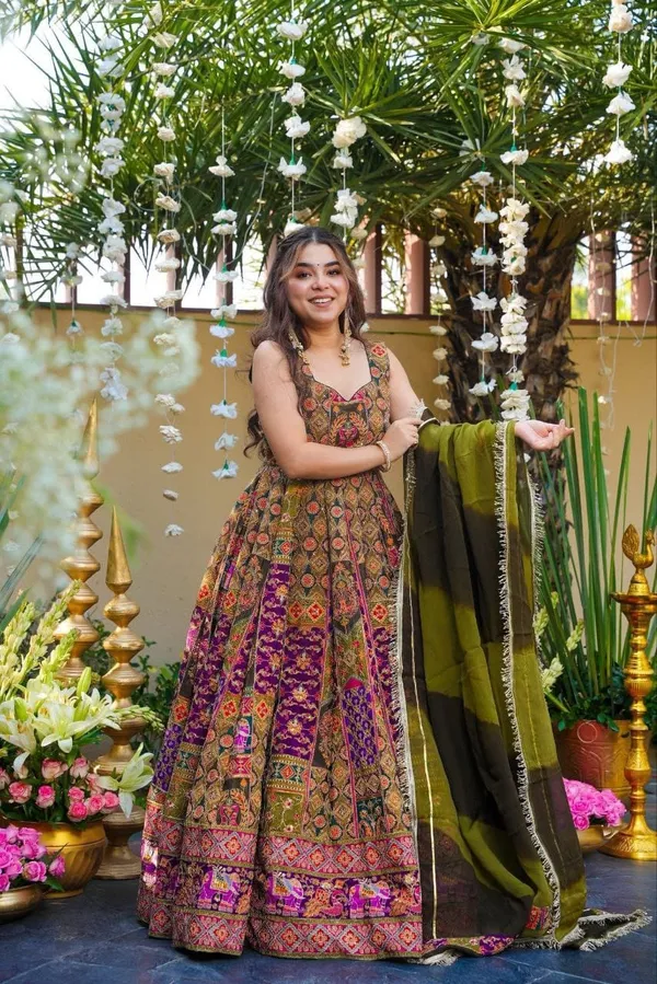 Exquisite_Printed_Chinon_Wedding_Gown_Set_Mehandi