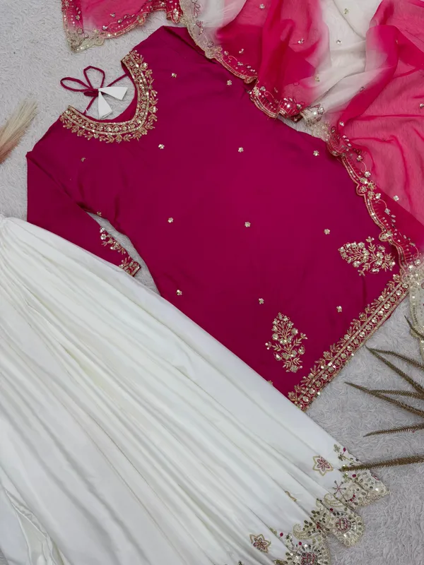 Embroidered_Pakistani_Sharara_Suit_With_Organza_Dupatta_Pink