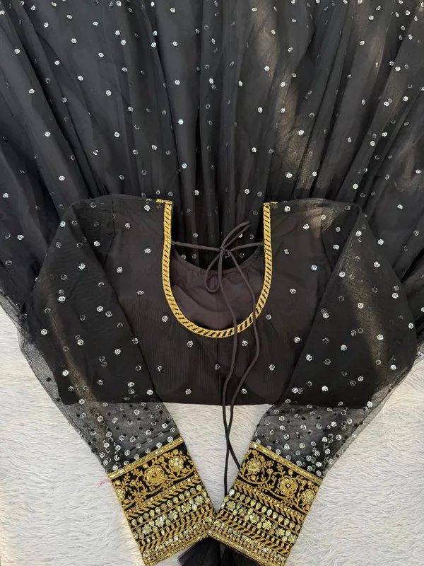 Regal_Black_Butterfly_Net_Anarkali_Gown_With_Intricate_Zari_Work