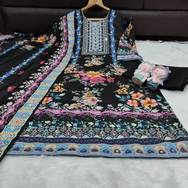 Elegant_Floral_Muslin_Suit_Set_Is_Ready_For_Occasions_Black