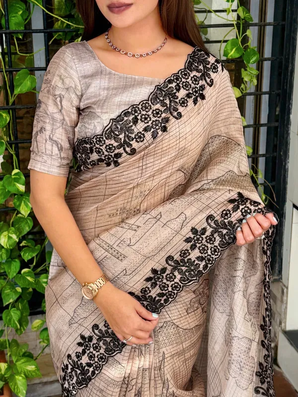 Digital_Print_Black_Sequins_Embroidered_Work_Creates_A_Tapestry_Of_Elegance_This_Piece_Of_Glass_Organza_Saree
