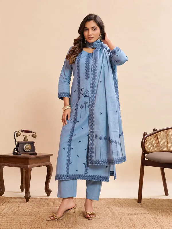 Sky_Blue_Embroidered_Cotton_Kurta_Pant_Set_With_Bird_Motif_Dupatta