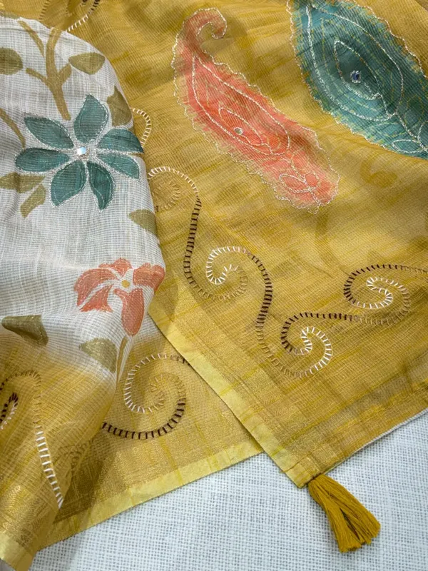 Designer_Print_In_Saree_With_Contrast_Printed_Blouse_Baby_Pink