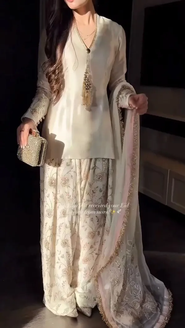 Signer_Party_Wear_Look_Pur_Glass_Satin_Top_Farsi_Palazzo_With_Dupatta_Set