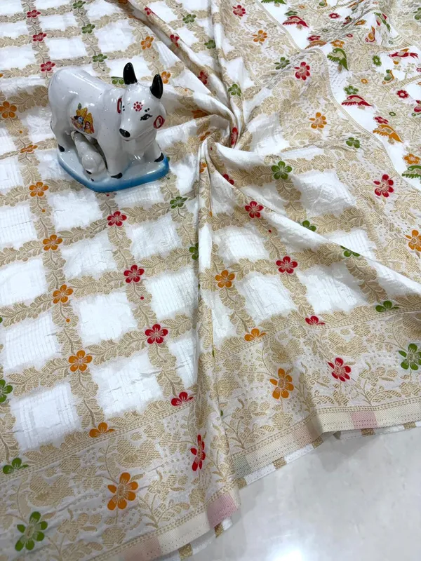 Pure_Soft_Khadi_Dolla_Silk_Bandhej_Saree_White