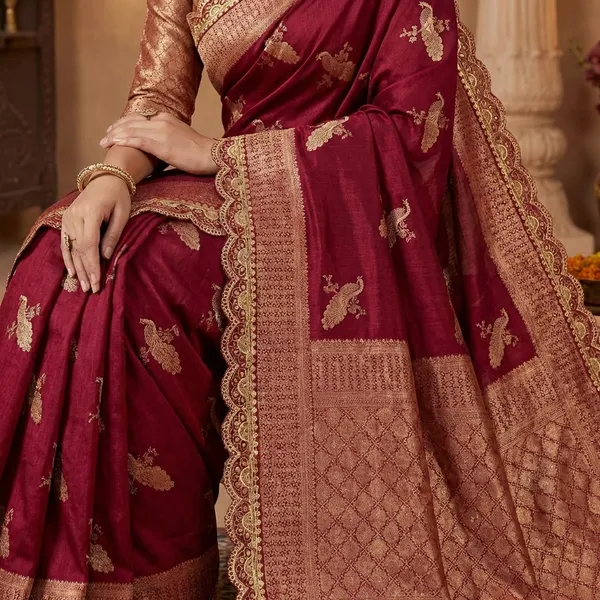 Kanchi_Borders_Meets_The_Tradition_Saree_Maroon