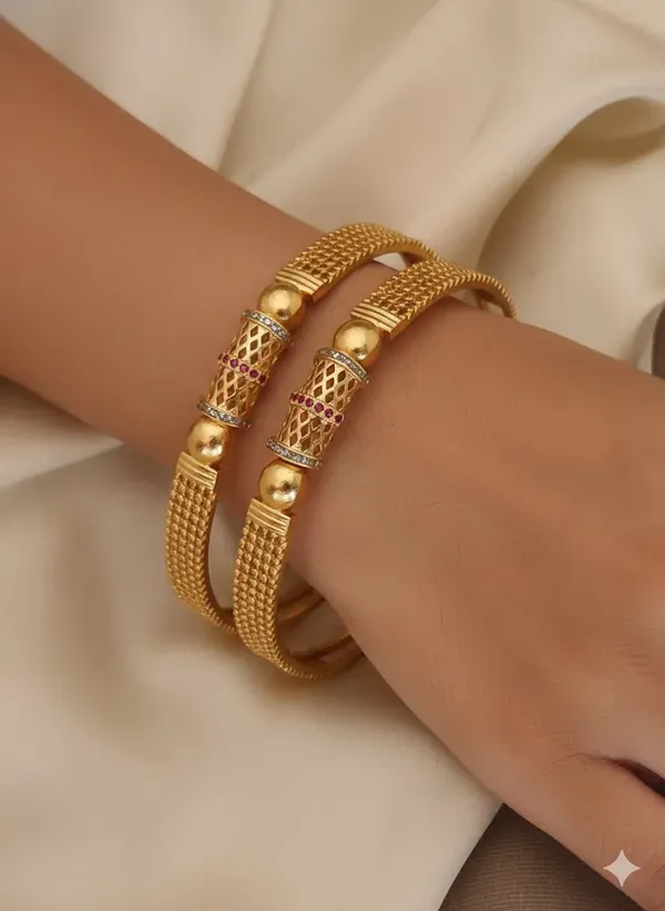 Gold-Plated_Mesh_Chain_Bracelet_Set_With_Decorative_Beads