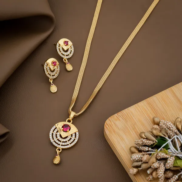 Gold-Toned_Cz_Stone_Studded_Pendant_Set_With_Earrings