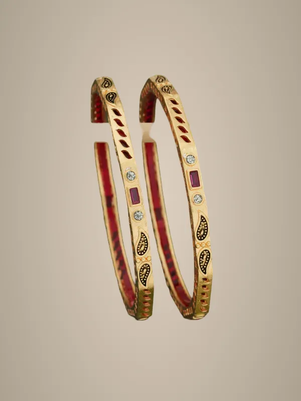 Gold-Toned_Kundan_And_Meenakari_Bangle_Set_(Pack_Of_2)