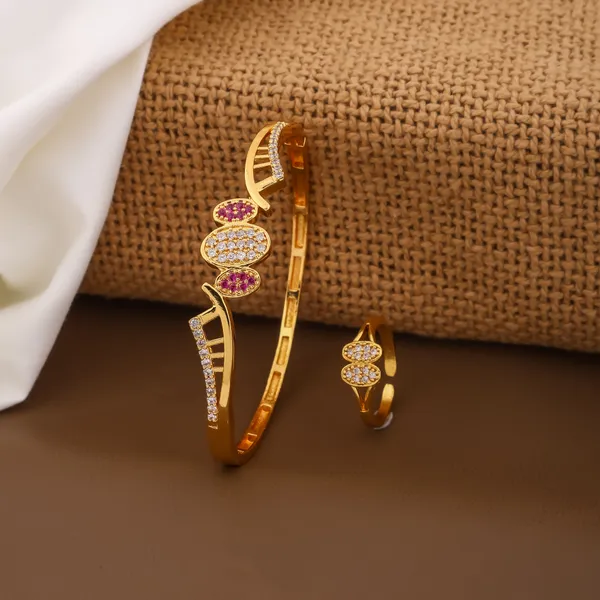 Elegance_Ruby_Stone_Bracelet_With_Ring