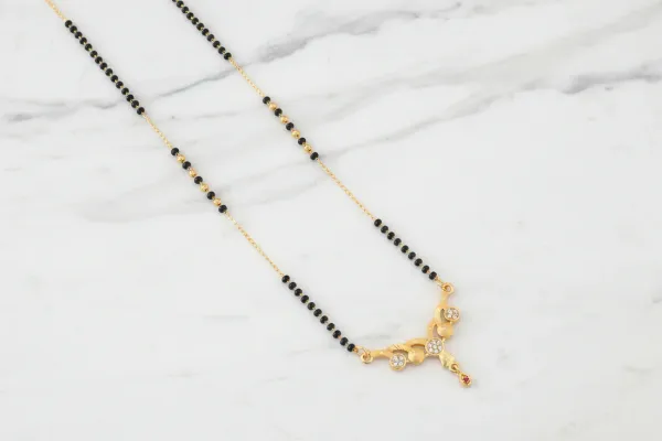 GOLD_LOOK_MANGALSUTRA