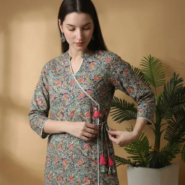 Floral_Print_Angrakha_Style_Kurta_For_Women