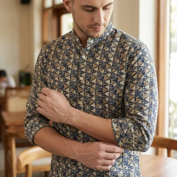 Men_Geometric_Print_Cotton_Shirt_Blue