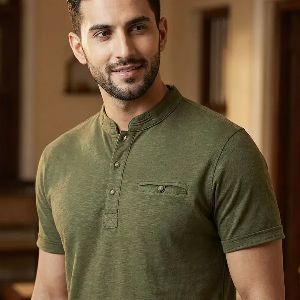 Men_Olive_Green_Mandarin_Collar_Kurta_With_Pocket_Detail