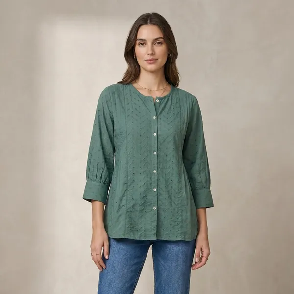 Green_Textured_Buttondown_Tunic_Top_With_3/4_Sleeves