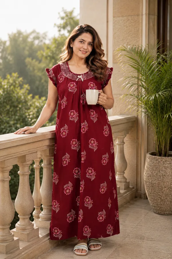 D_Vastra_Maroon_Gauging_Stylish_Cotton_Nighty_For_Women