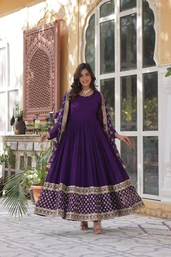 Purple_Aesthetic_Festive_Outfit_Trendy_Long_Gown_With_Dupatta_For_Women