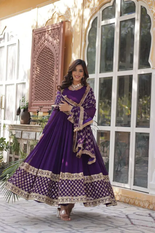 Purple_Aesthetic_Festive_Outfit_Trendy_Long_Gown_With_Dupatta_For_Women
