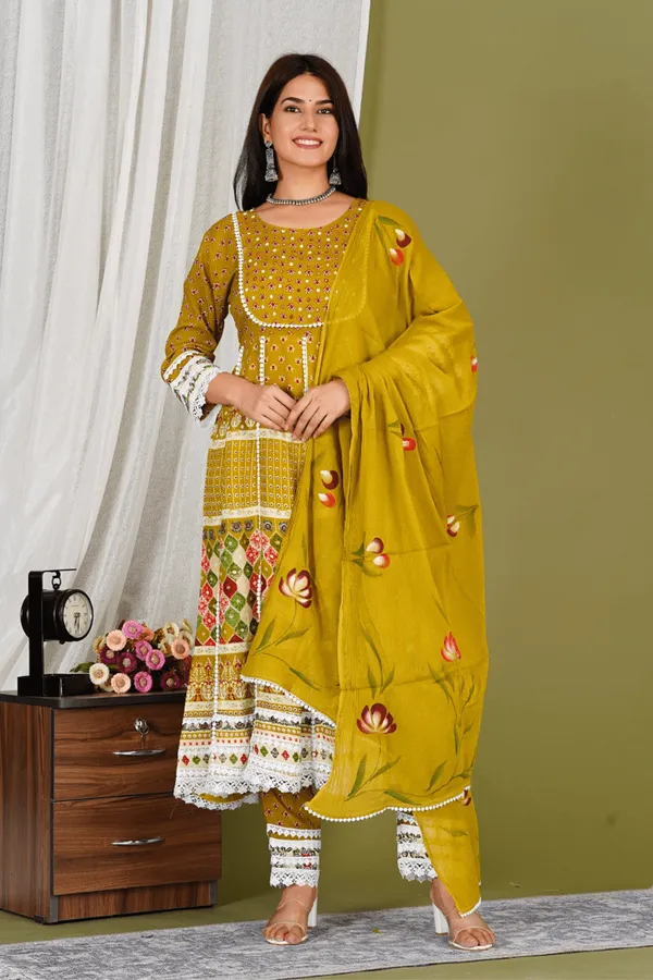 Anarkali_Gown_Pant_With_Dupatta_Drape_In_Style