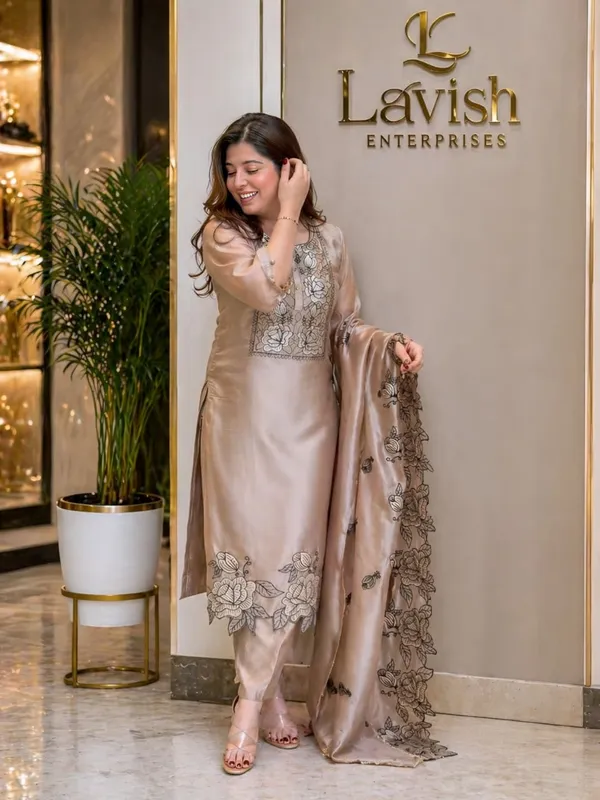 Beige_Mul_Chanderi_Kurta_Pant_Set