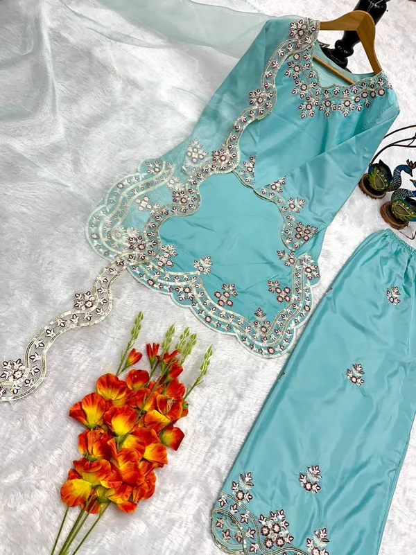 Anarkali_palazzo_set_For_Women