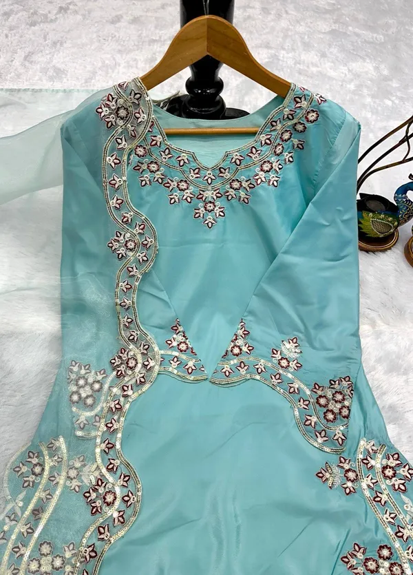 Anarkali_palazzo_set_For_Women