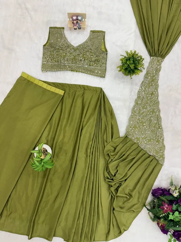 Red_sharara_set_For_Women
