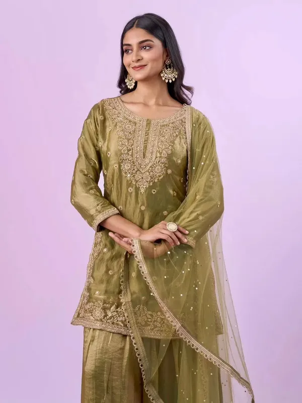 Pista_Green_Anarkali_suit_set_For_Women