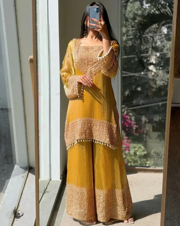Yellow_Cocktail_Ready_to_wear_For_Women