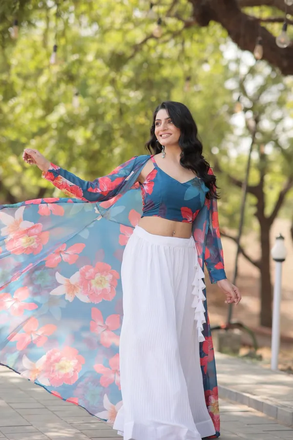 Pink_And_Green_Fashionable_Lehenga_Blouse_And_Shrug_Set