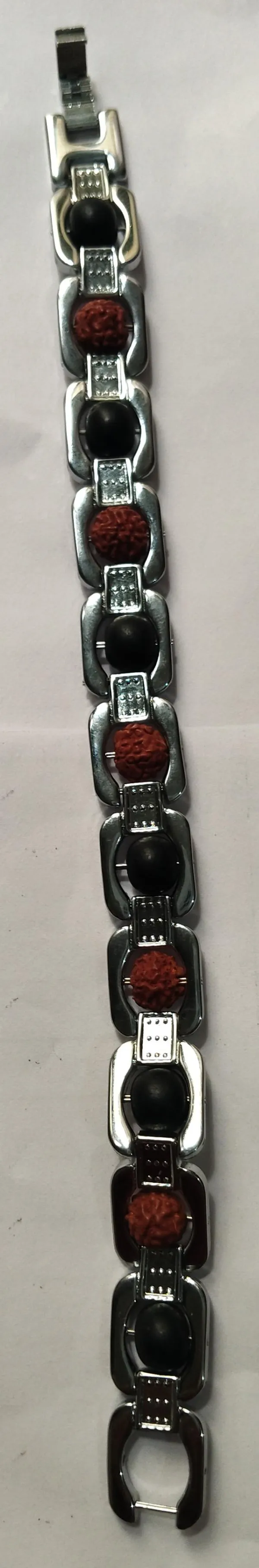 RUDRAKSH_&__KARUNGALI_BRASLATE