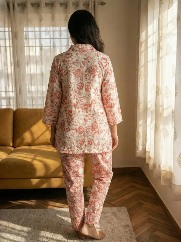 Off-White_&_Red_Floral_Printed_Kurti_Pant_Set_For_Women
