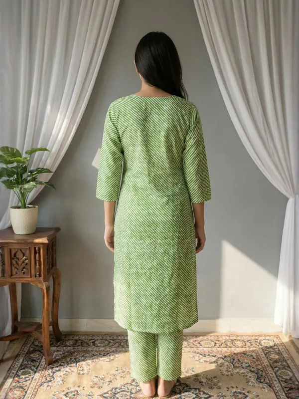 Green_Cotton_Printed_Embroidered_Straight_Kurta_For_Women