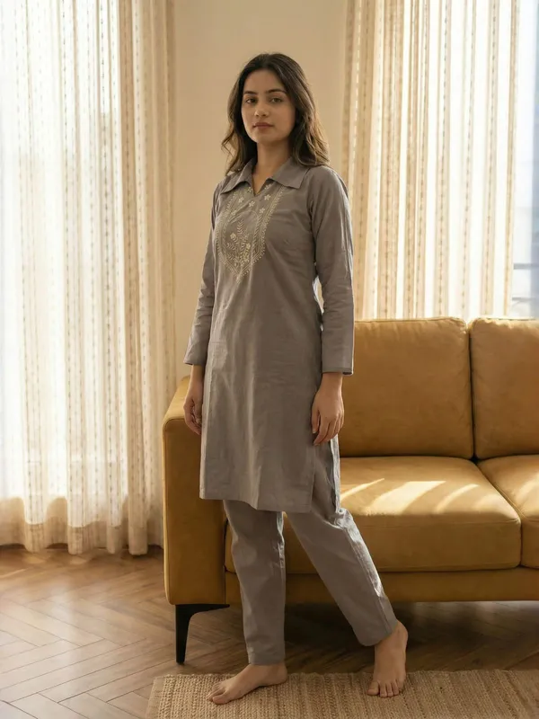 Brown_Pure_Cotton_Fabric_Front_Embroidery_Pattern_Kurti_Set_For_Women