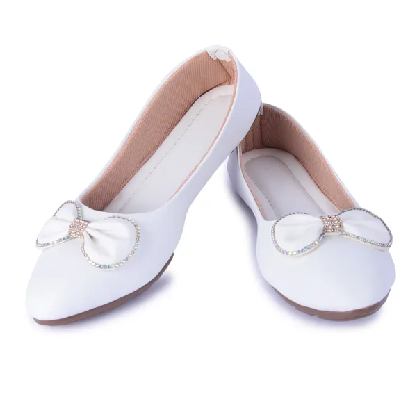 White_Ballet_Flats_With_Crystal_Bow_Detail_For_Women