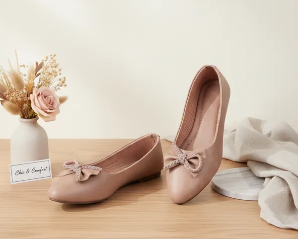 Beige_Bow_Embellished_Ballet_Flats_With_Studded_Detail_For_Women